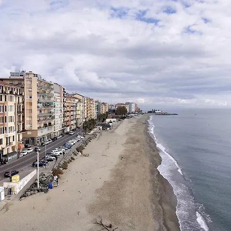 Appartement Caruggio Al Mare