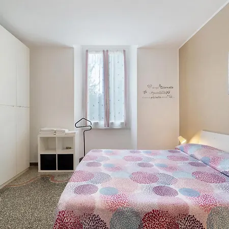 Caruggio Al Mare Apartament